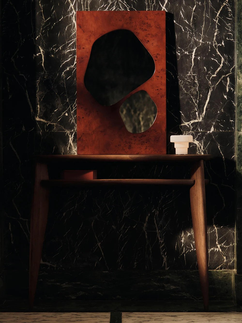 Folia Mirror H82