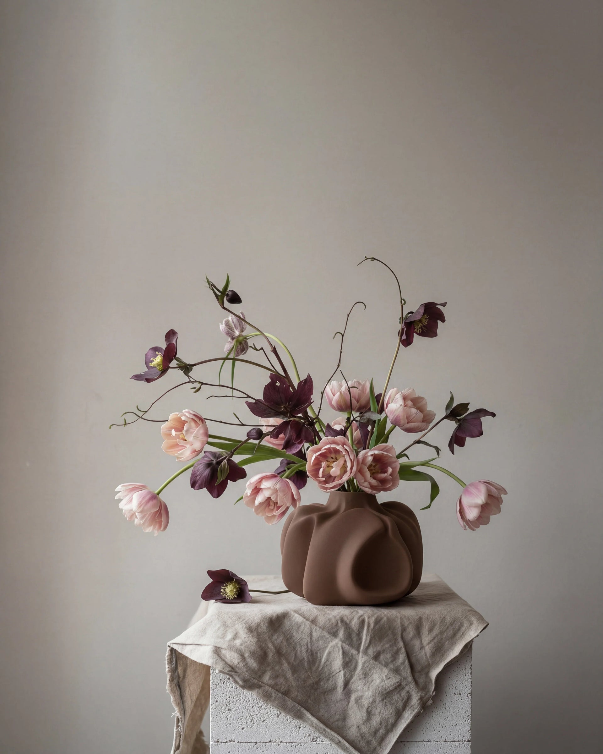 Wabi Vase Almond