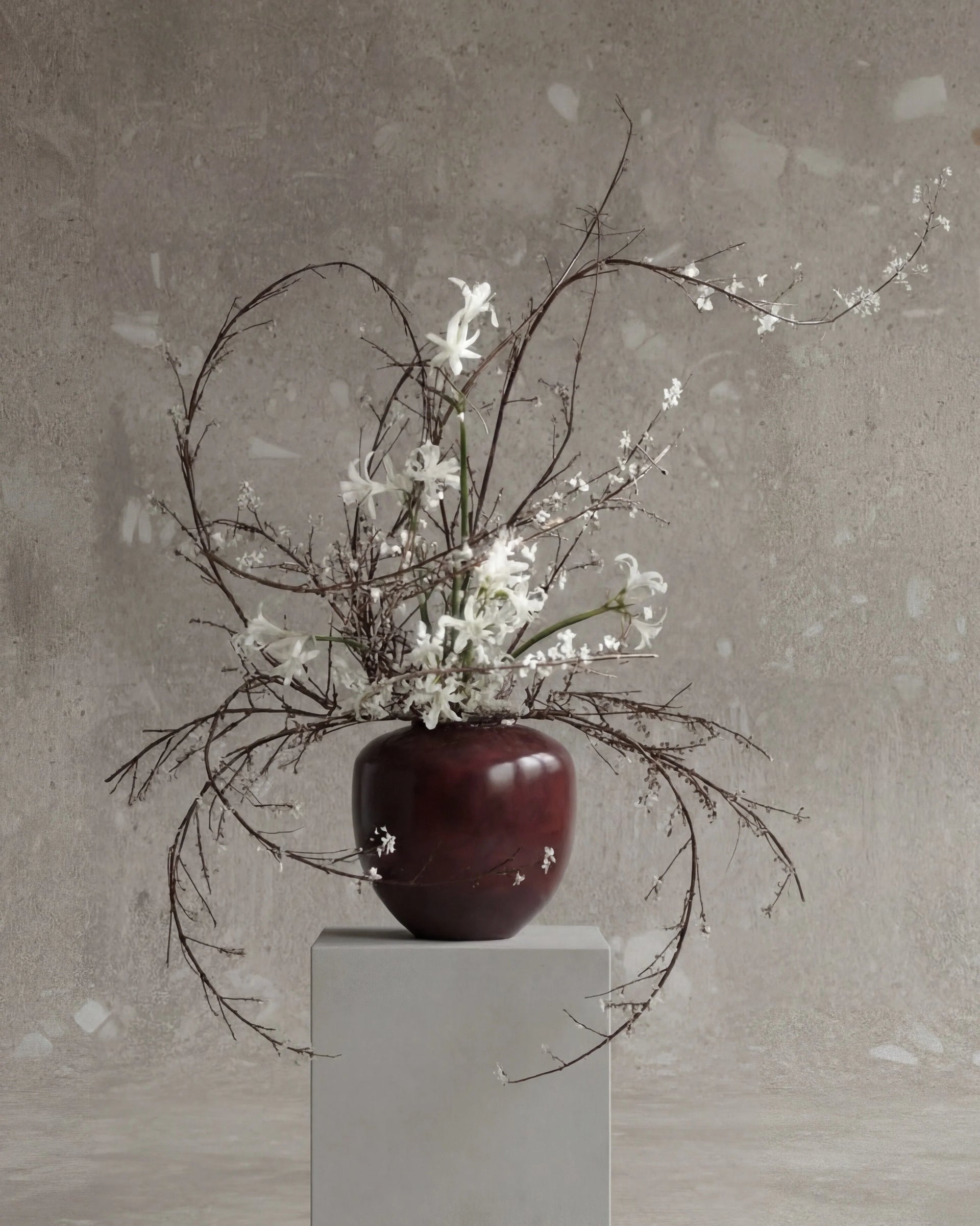 Sunao Vase Maroon