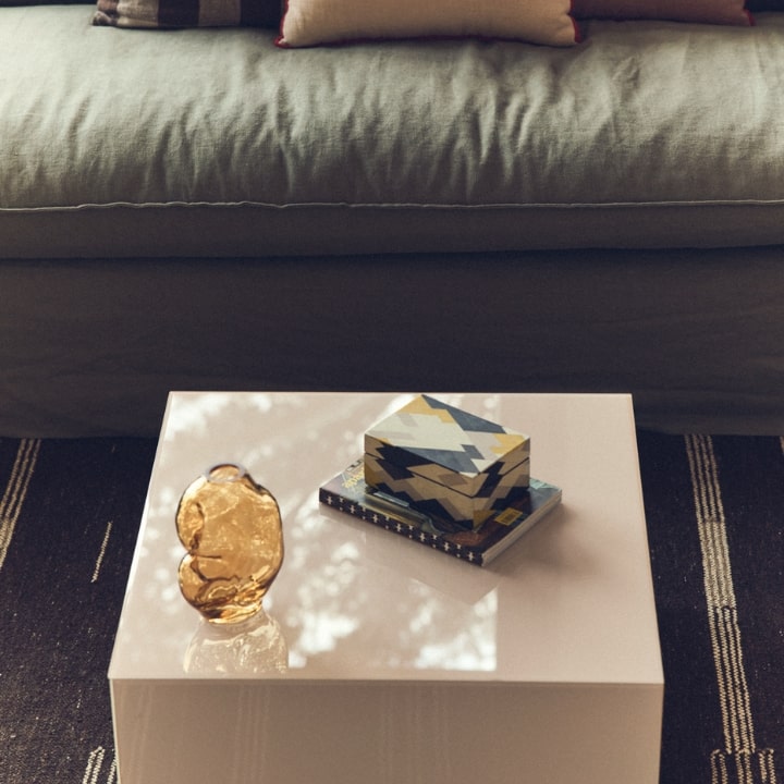Gleam glass small vase Amber