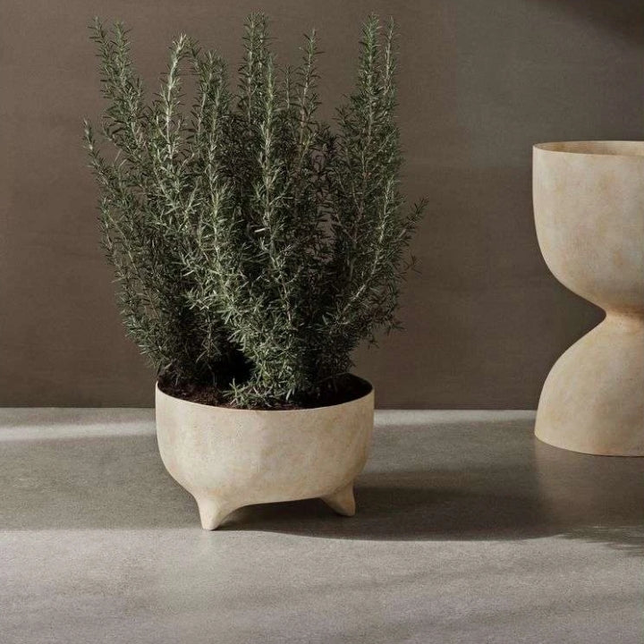 Evoke Pot Warm Sand H 25